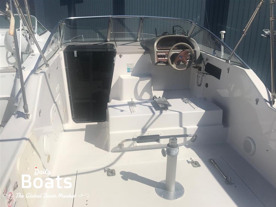 1997 Four Winns Vista 238 for sale. View price, photos and Buy 1997