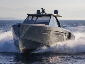 2020 EVO Yachts R6 za prodaju