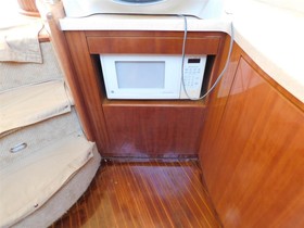 2000 Azimut Yachts 46