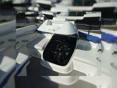 2007 Bayliner 652