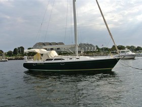2005 Catalina Yachts 360