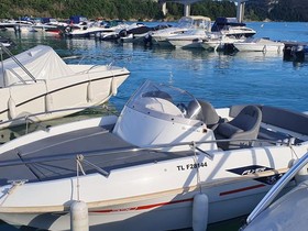 Kupiti 2015 Bénéteau Boats Flyer 550 Sun Deck
