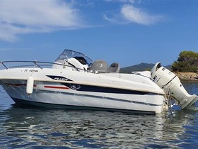 Kupiti 2015 Bénéteau Boats Flyer 550 Sun Deck