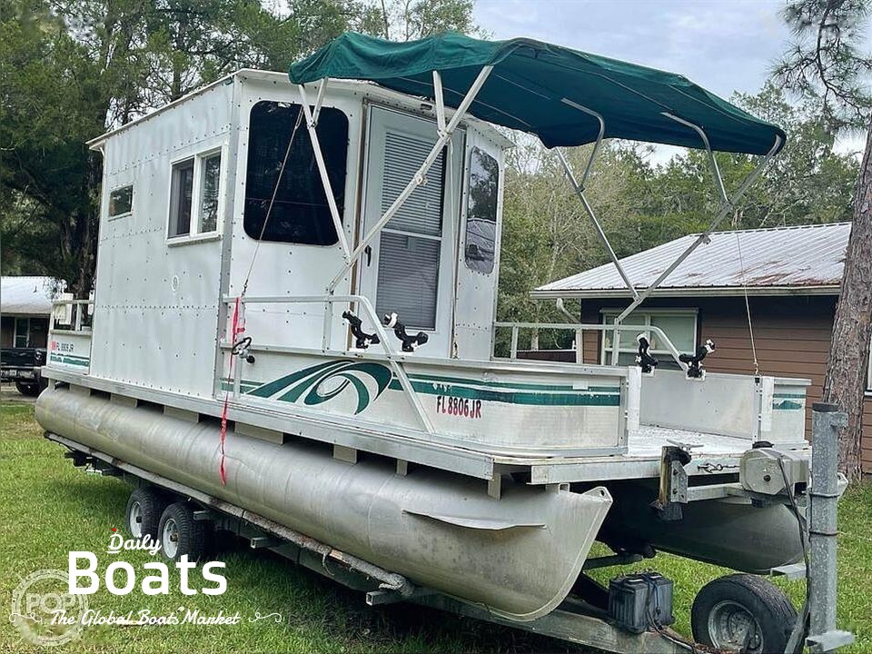 1996 Godfrey 20 for sale. View price, photos and Buy 1996 Godfrey 20