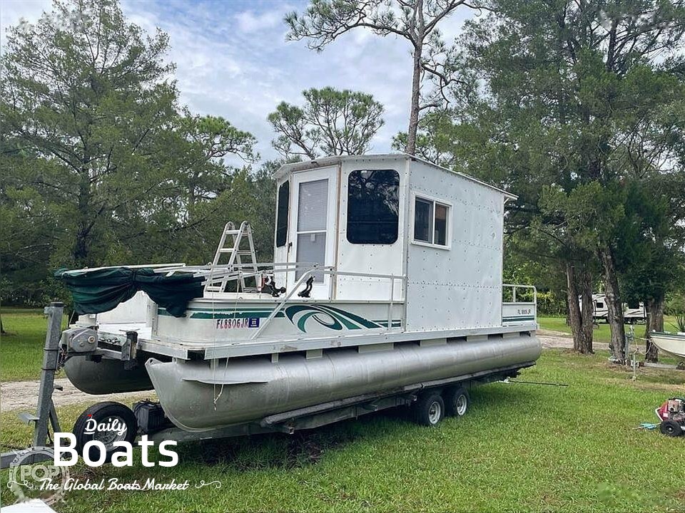 1996 Godfrey 20 for sale. View price, photos and Buy 1996 Godfrey 20