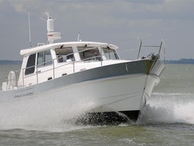 Hardy Motor Boats 32 Ds