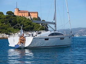 2021 Bavaria Yachts 42 Vision