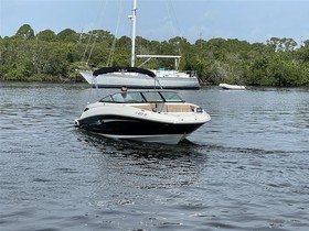 Αγοράστε 2016 Sea Ray Boats 220 Sundeck