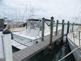 Hatteras Yachts 39 Express