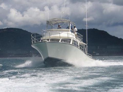 Pacific Seacraft Crealock 34