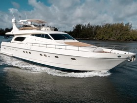 Köpa 2000 Ferretti Yachts