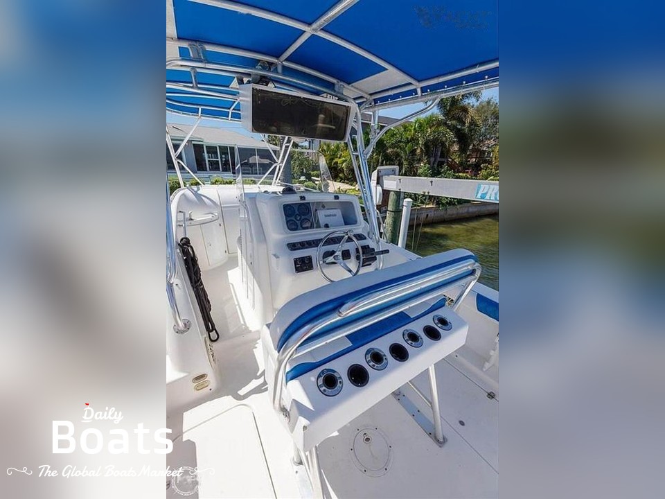 1999 Century Boats 3000 Center Console for sale. View price, photos and