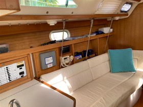 2001 Catalina Yachts 320
