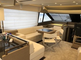 2017 Prestige Yachts 630