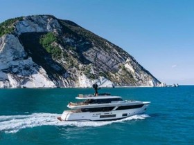 2023 Ferretti Yachts Custom Line 30 Navetta myytävänä