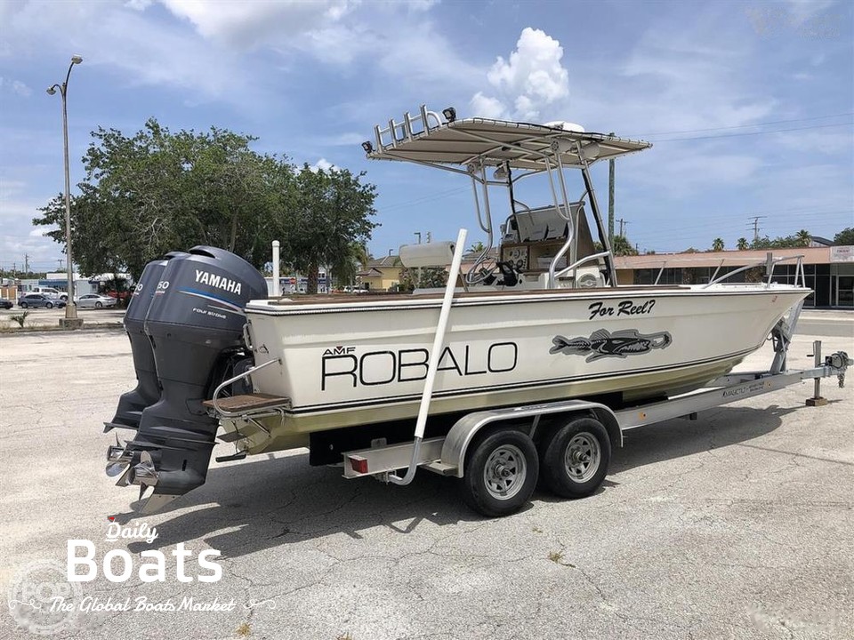 1982 Robalo 2540