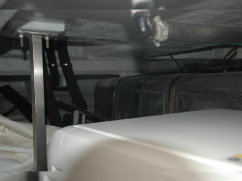 Købe 2008 Azimut 42E