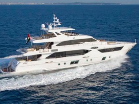 Majesty Yachts 110 Tri-Deck