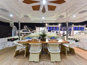 2016 Majesty Yachts 110 Tri-Deck