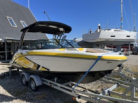 2016 Chaparral Boats 203 Vrx