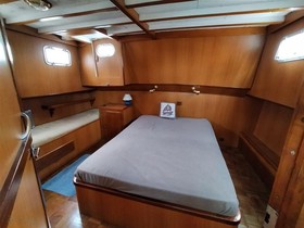 1976 Universal Yachting 42 in vendita