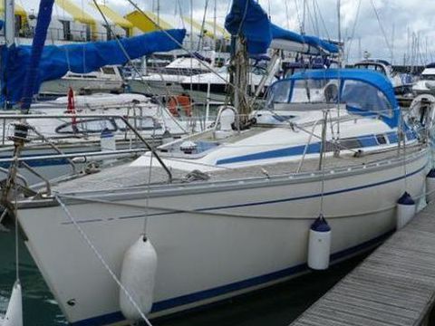 Bavaria 300