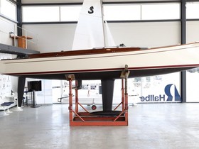 Latitude Yachts Tofinou 8M