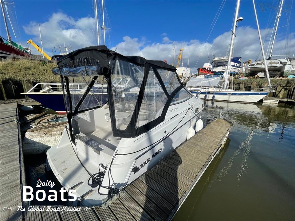 1997 Four Winns 238 Vista for sale. View price, photos and Buy 1997