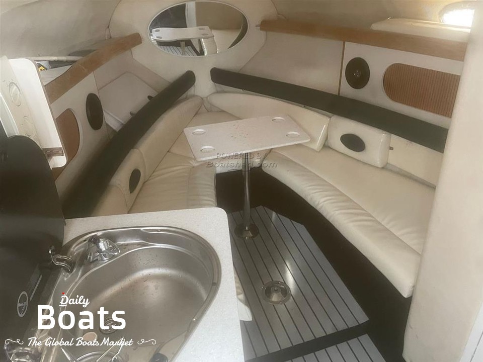 1997 Four Winns 238 Vista for sale. View price, photos and Buy 1997