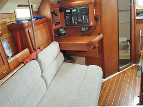 1993 Hunter Legend 355 for sale