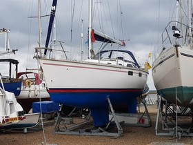 1993 Hunter Legend 355 for sale