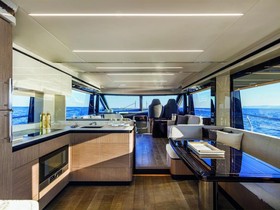Absolute 62 Fly in vendita