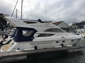2001 Fairline Phantom 38