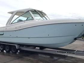 2019 World Cat 320 Dc