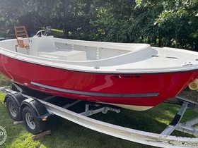 1974 Helmsman 20 Launch til salg