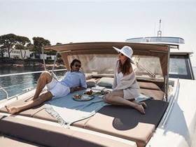 Buy 2019 Prestige Yachts 680