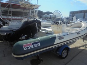 2010 Valiant 570 на продажу