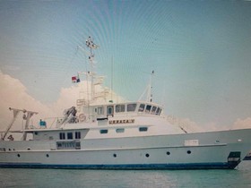 Commercial Boats Expedition Ship