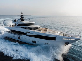 2022 Majesty Yachts 100