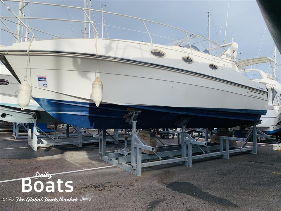 1989 Azimut Yachts 29 for sale. View price, photos and Buy 1989 Azimut ...