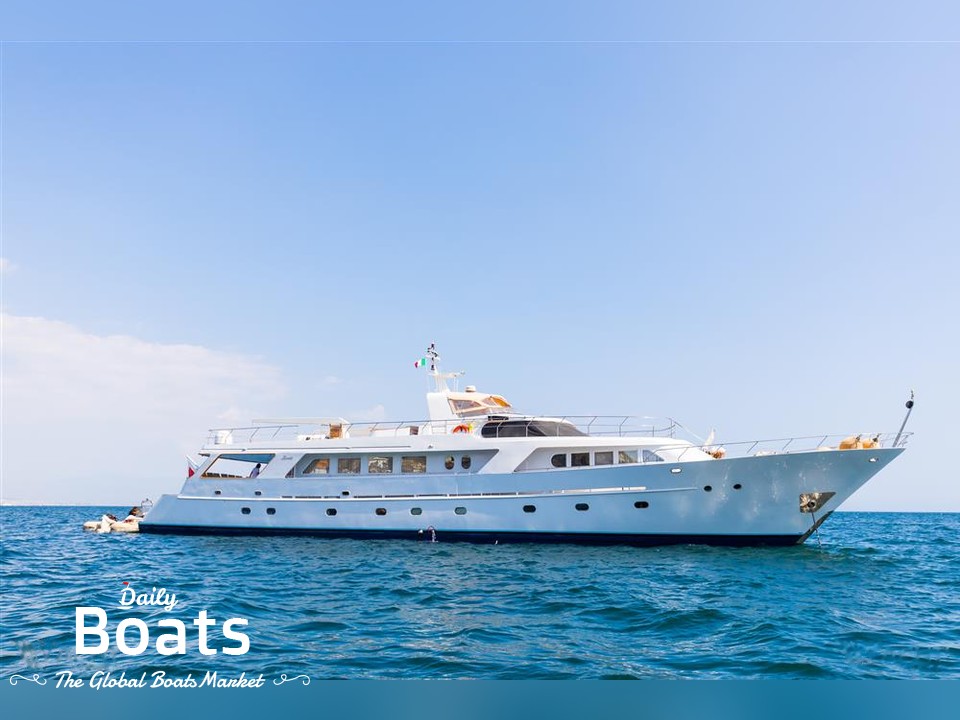 1982 Benetti Yachts