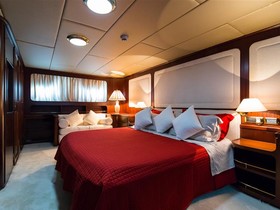 Rent 1982 Benetti Yachts