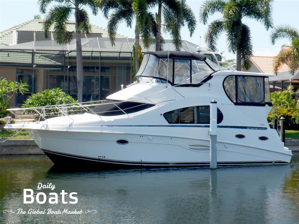 2003 Silverton 352