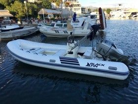 2009 Nuova Jolly Blackfin 545