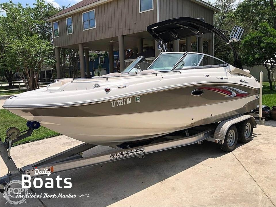 2011 Hurricane 22