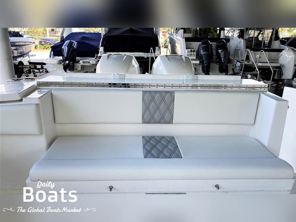 2020 Belzona Boats 32 Cc for sale. View price, photos and Buy 2020