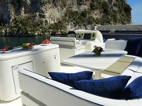 Osta 2009 Ferretti Yachts 631