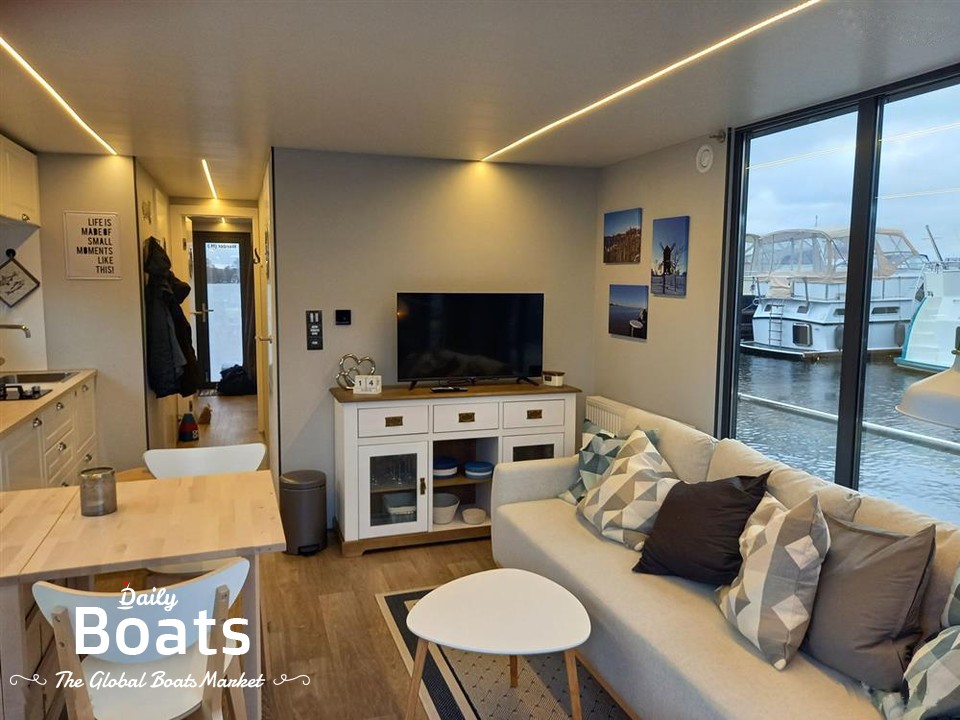 La Mare Houseboats Apartboat El for sale. View price, photos and Buy La