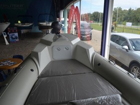 Купить 2022 Lomac 710