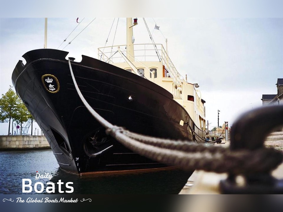 2012 Explorer Trawler